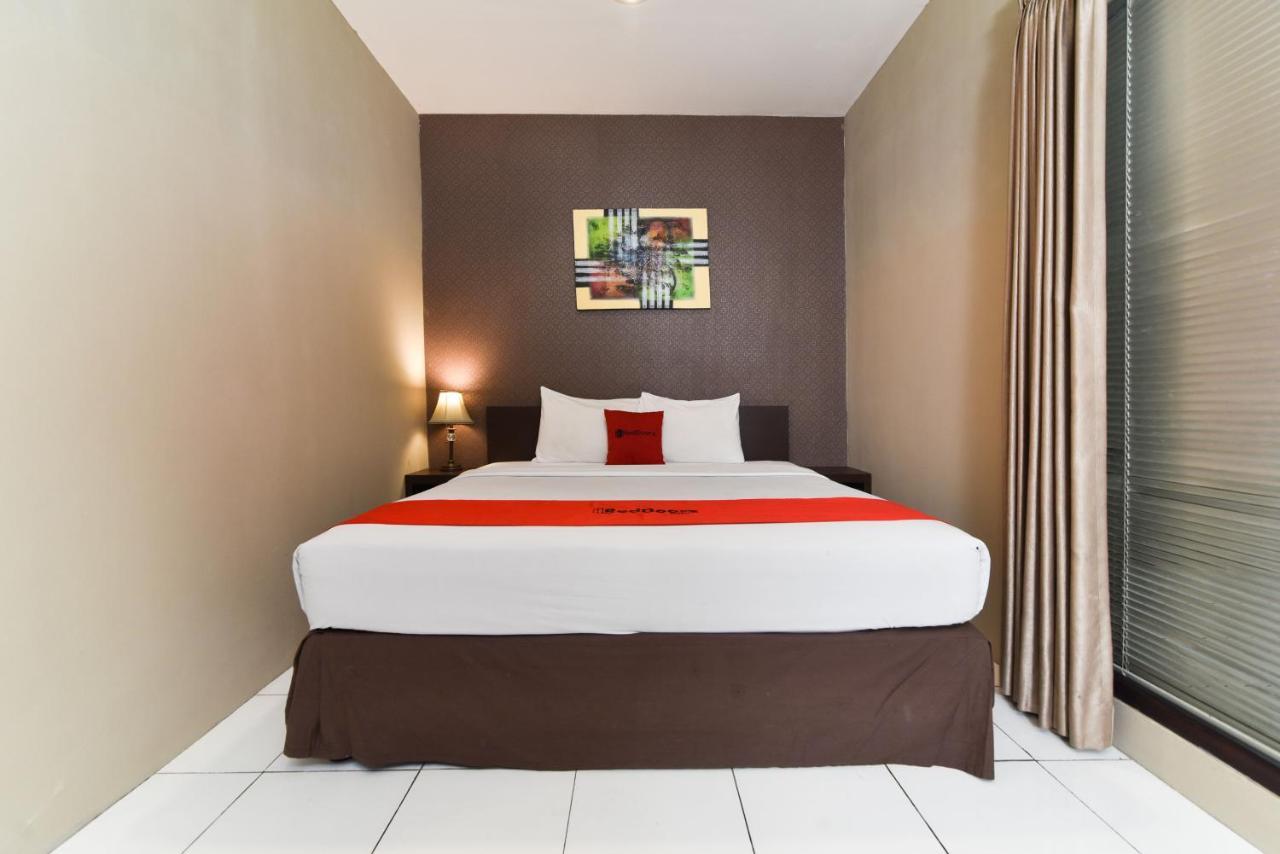 RedDoorz Plus @ Raya Legian Zewnętrze zdjęcie