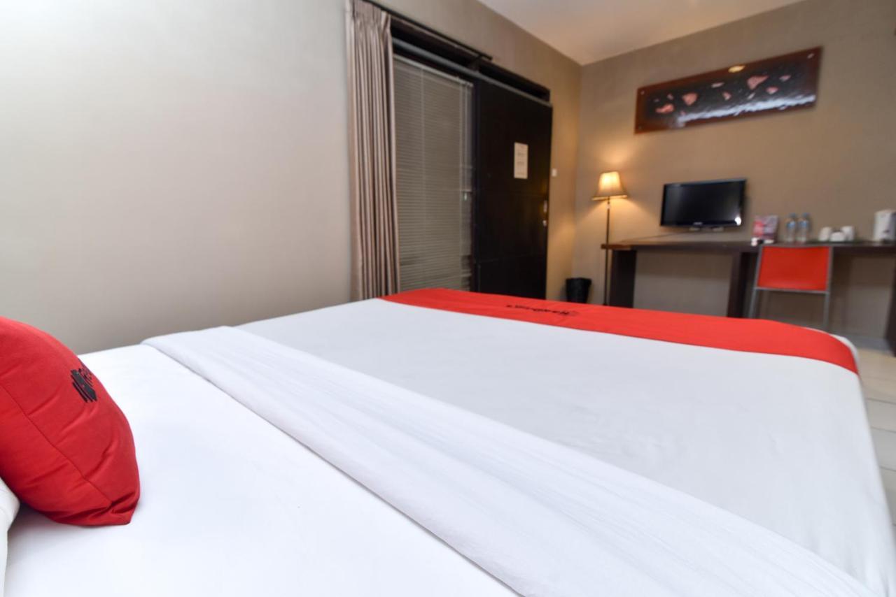 RedDoorz Plus @ Raya Legian Zewnętrze zdjęcie