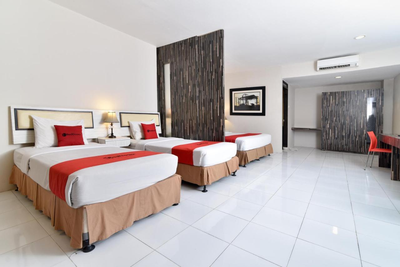 RedDoorz Plus @ Raya Legian Zewnętrze zdjęcie